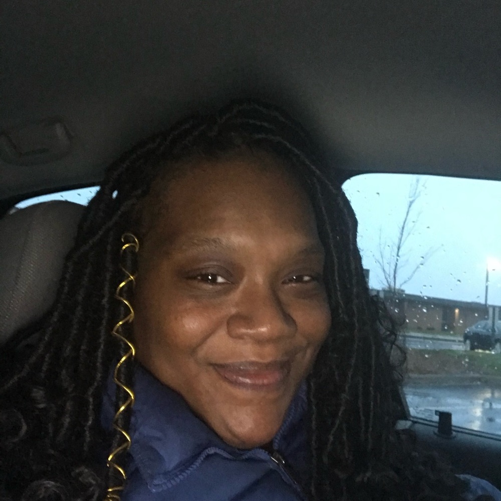 Meet your Posher, Andrea